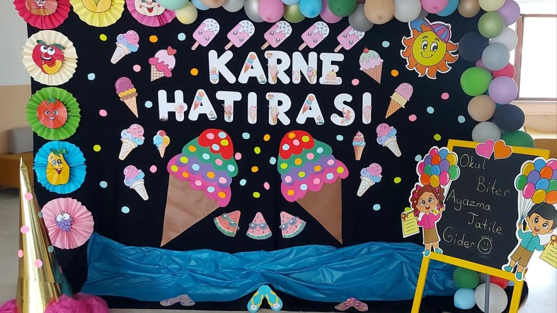 2024-2025 EĞİTİM ÖĞRETİM YILI KARNE HEYECANI ÖĞRENCİ, VELİ VE ÖĞRETMENLERİMİZ İLE GERÇEKLEŞTİRİLDİ. 